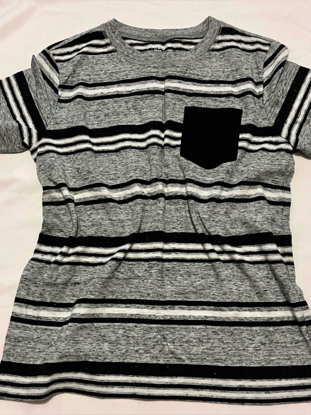 Arizona Jean Co. Black Heather Grey Striped T-Shirt Pocket Tee - Boys Size S (8)